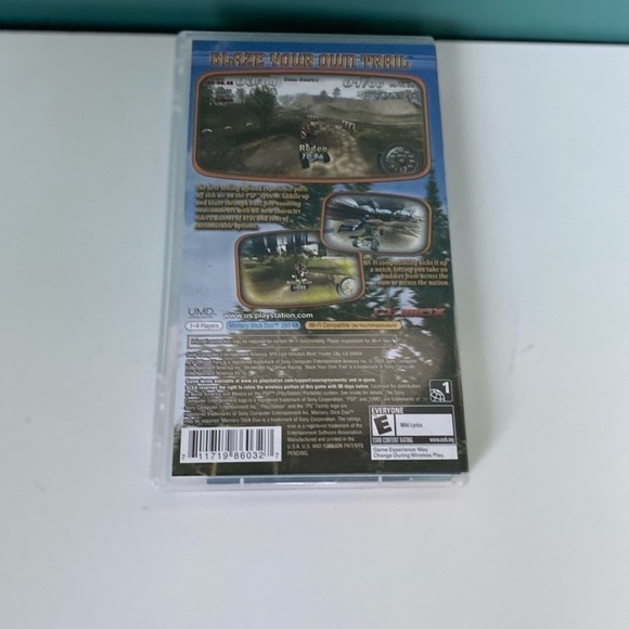 ATV Offroad Fury: Blazin' Trails (Sony PSP, 2005) UMD with Case and Manual - Picture 3 of 4